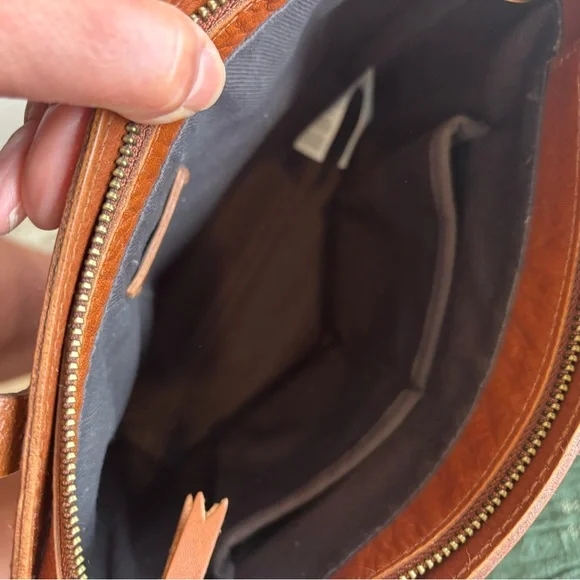 Madewell Small Tan Leather Tote - Picture 10 of 11